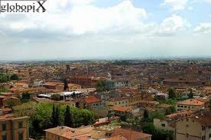 Foto Locale commerciale a Ponsacco Centro di 160 m² con 2 locali in vendita