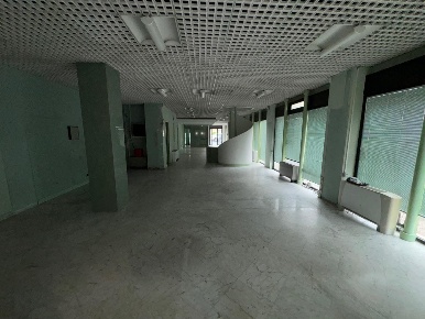 Foto Locale commerciale a Massa Rinchiostra - Quercioli di 280 m²