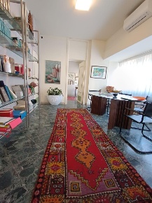 Foto Ufficio a Massa Centro di 60 m² con 3 locali in vendita