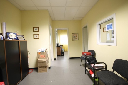 Foto Ufficio a Capannori Lammari - Lunata di 90 m² con 1 locali in vendita