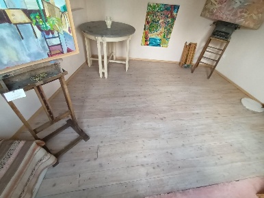 Foto Laboratorio a Lucca Sant'Alessio - Carignano di 10 m² con 1 locali