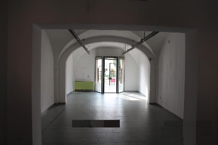 Foto Locale commerciale a Montelupo Fiorentino Centro di 80 m² con 1 locali