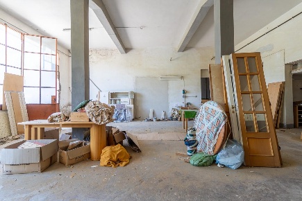 Foto Laboratorio a Capraia e Limite Limite di 230 m² con 5 locali