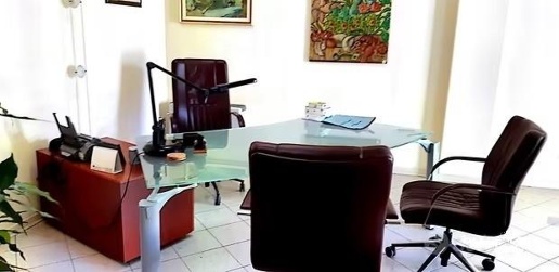 Foto Ufficio a Porcari Centro di 55 m² con 2 locali in affitto