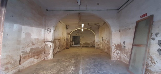 Foto Locale commerciale a Cecina Cecina Centro di 125 m² con 2 locali