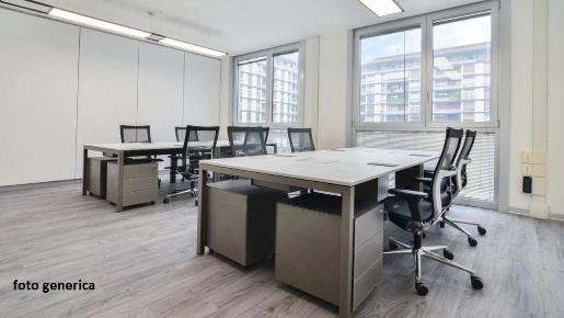 Foto Ufficio a Pontedera Centro di 120 m² con 4 locali in affitto