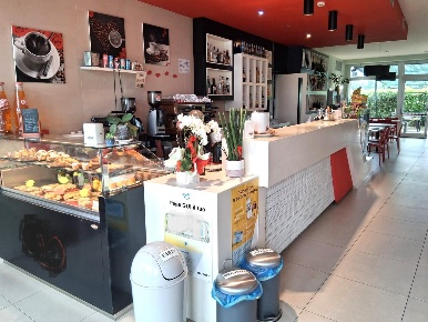 Foto Bar a Capannori Lammari - Lunata di 111 m² con 3 locali in vendita