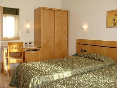 Foto Hotel a Borgo a Mozzano Centro di 440 m² con 16 locali in vendita