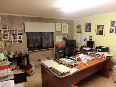 Foto Ufficio a Lucca Piazza Napoleone - San Michele di 65 m² con 4 locali