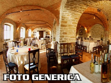 Foto Ristorante a Pisa Lungarno Gabriele D'Annunzio di 200 m² con 4 locali
