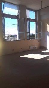 Foto Locale commerciale a Pontedera Centro di 220 m² con 1 locali