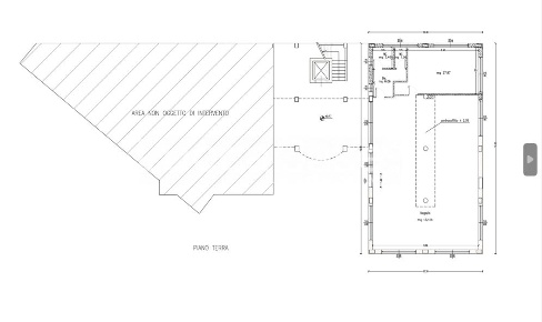 Foto Locale commerciale a Capannori Centro di 160 m² con 1 locali