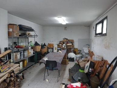 Foto Magazzino a Calcinaia Fornacette di 34 m² con 1 locali in affitto
