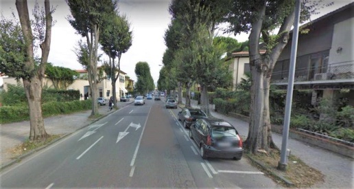 Foto Ufficio a Lucca San Marco - Acquacalda di 160 m² con 7 locali