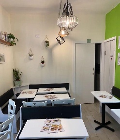 Foto Attività commerciale a San Gimignano Centro di 60 m² con 3 locali