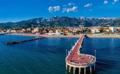 Foto Attività commerciale a Massa Marina di Massa Centro di 50 m²
