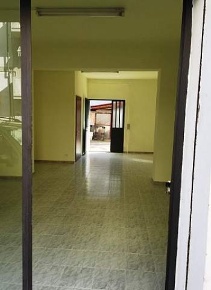 Foto Locale commerciale a Castelfranco di Sotto Centro di 42 m² in vendita