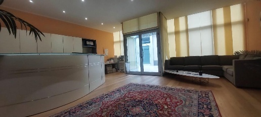 Foto Ufficio a Pontedera Villaggi, Bellaria di 146 m² con 4 locali