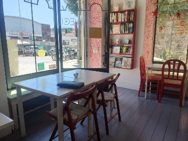 Foto Bar a Massa Centro di 50 m² con 3 locali in vendita