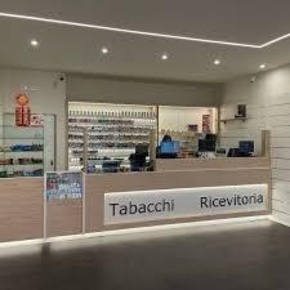 Foto Bar a Giardini-Naxos Centro di 80 m² con 3 locali in vendita