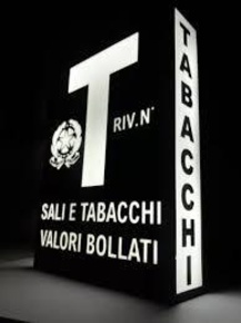 Foto Bar a Giardini-Naxos Centro di 80 m² con 3 locali in vendita