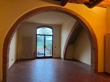 Foto Locale commerciale a Capraia e Limite Capraia di 65 m² con 1 locali