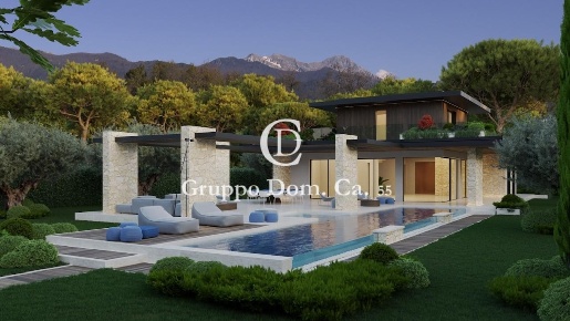 Foto Villa unifamiliare a Forte dei Marmi Vittoria Apuana di 337 m²