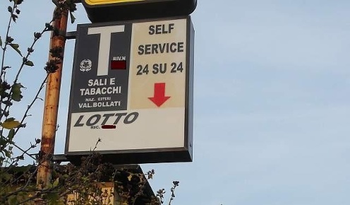 Foto Attività commerciale a Pisa Le Piagge di 30 m² con 1 locali in vendita