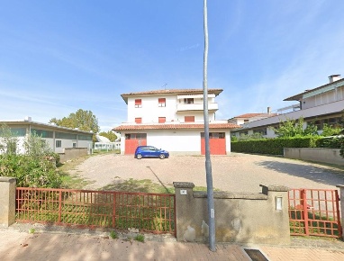 Foto Magazzino a Peccioli Centro di 252 m² con 1 locali in vendita