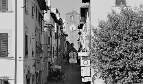 Foto Negozio a Castelfranco di Sotto Centro di 50 m² con 2 locali