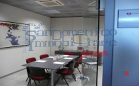 Foto Ufficio a Pisa Ospedaletto di 335 m² con 9 locali in vendita