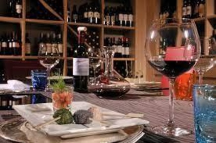 Foto Ristorante a Formia Centro di 150 m² con 3 locali in vendita