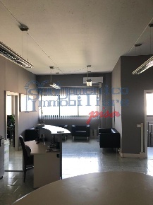 Foto Ufficio a San Giuliano Terme Le Maggiola, Gello di 155 m² con 5 locali