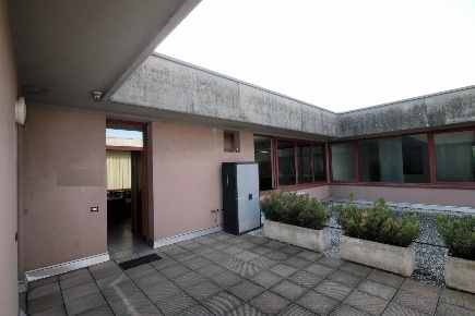 Foto Ufficio a Capannori Marlia di 65 m² con 2 locali in vendita