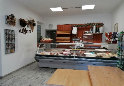 Foto Negozio a Murlo Vescovado di 144 m² con 5 locali in vendita