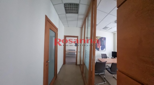 Foto Locale commerciale a Livorno Cavour - San Carlo di 350 m² in affitto