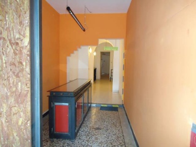 Foto Negozio a Pisa San Martino di 75 m² con 2 locali in vendita