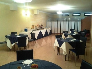 Foto Hotel a Calcinaia Centro di 900 m² con 28 locali in affitto