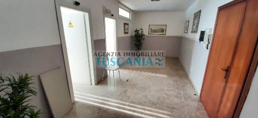 Foto Ufficio a Cecina Cecina Centro di 55 m² con 3 locali in vendita