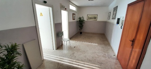 Foto Ufficio a Cecina Cecina Centro di 55 m² con 3 locali in vendita
