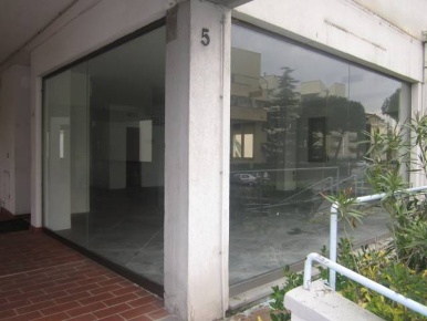 Foto Negozio a Pisa Pisanova - Pardi di 92 m² con 1 locali in vendita
