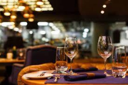 Foto Ristorante a Fauglia Oltrera di 400 m² con 5 locali in affitto