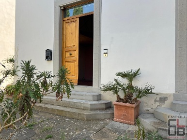 Foto Ufficio a Empoli Centro Storico di 50 m² con 3 locali in vendita