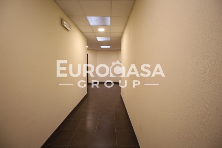 Foto Ufficio a Lucca Sant'Anna di 175 m² con 1 locali in vendita