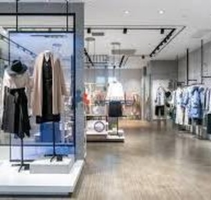 Foto Negozio a Viareggio Centro di 50 m² con 2 locali in vendita