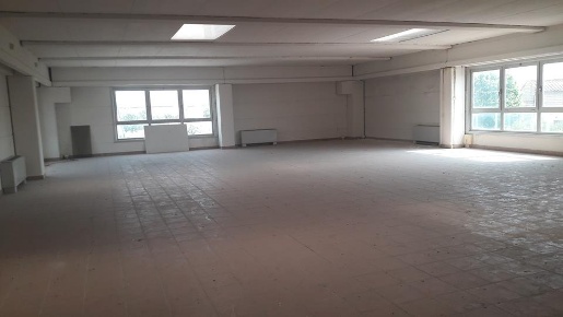 Foto Locale commerciale a Altopascio Altopascio Centro di 260 m² in affitto