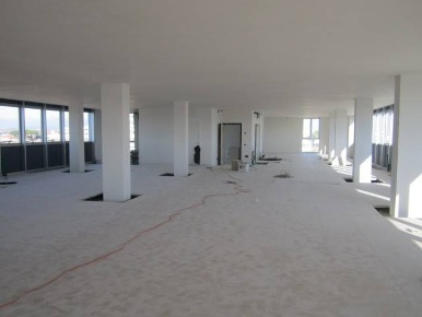 Foto Ufficio a Pisa di 150 m² con 1 locali in affitto
