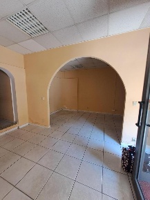 Foto Locale commerciale a Livorno Porta a Mare - Mazzini di 45 m²