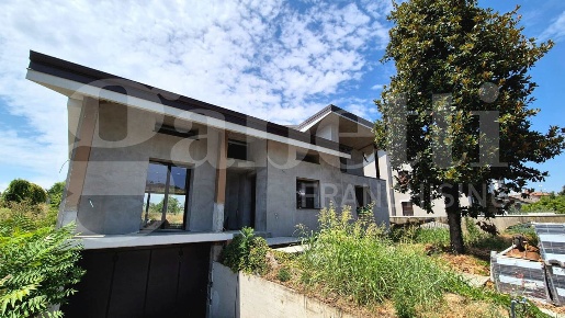 Foto Villa unifamiliare in Via Giacobbi 55, Piacenza Pittolo di 321 m²