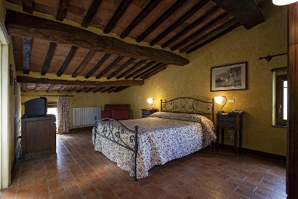 Foto Hotel a Montalcino San Giovanni D'Asso di 279 m² con 10 locali